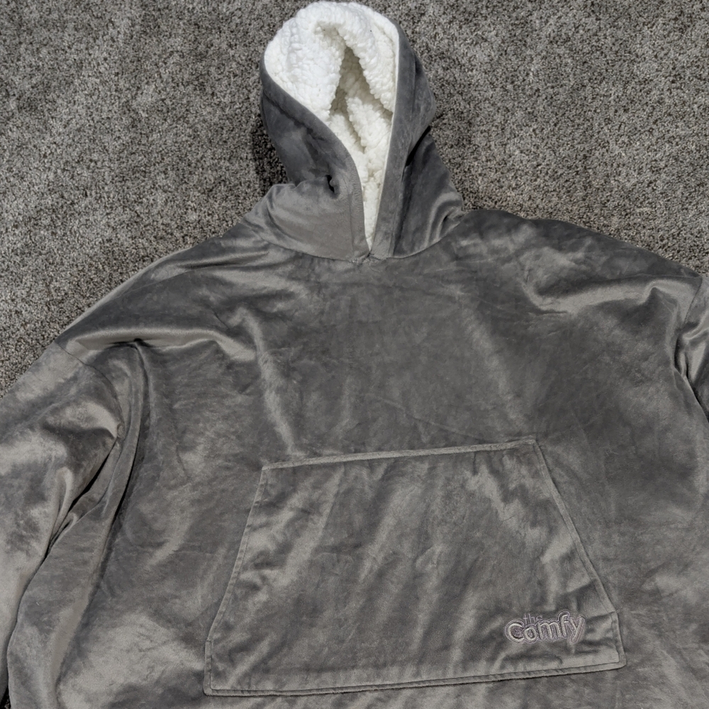 Comfy Gray Oversized Wearable Blanket
